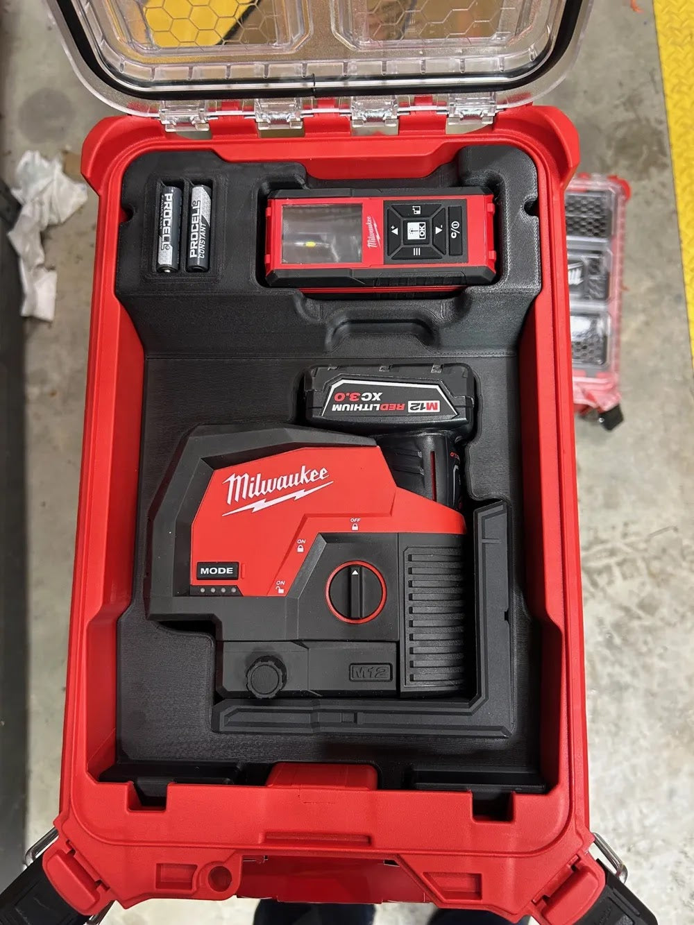 Milwaukee Laser Meter Insert CAT.NO.3622-20) and Laser Line (CAT.NO.48-22-9803)